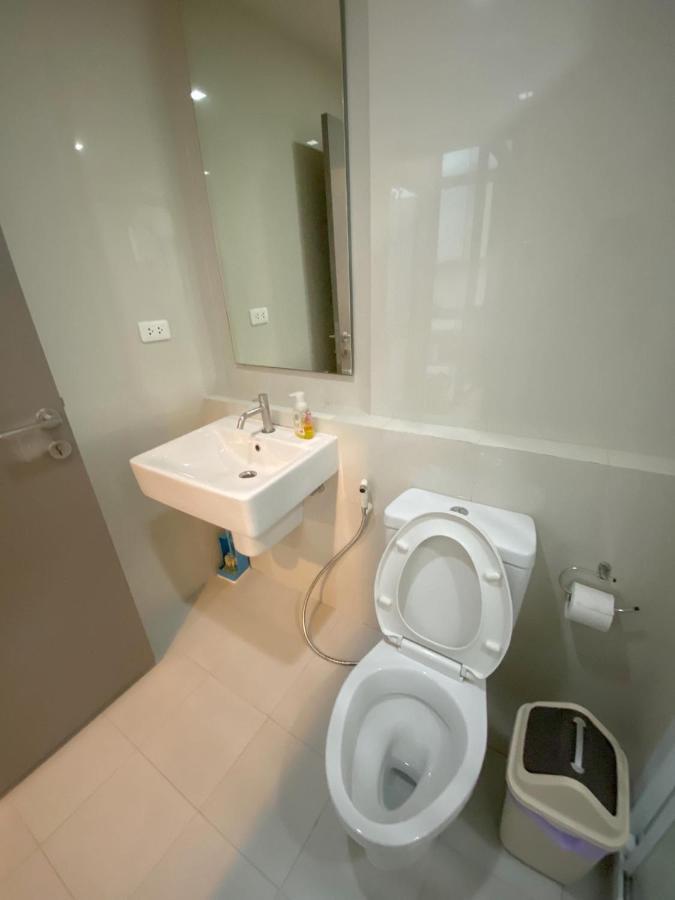 The Base In Pattaya Apartment Exterior foto