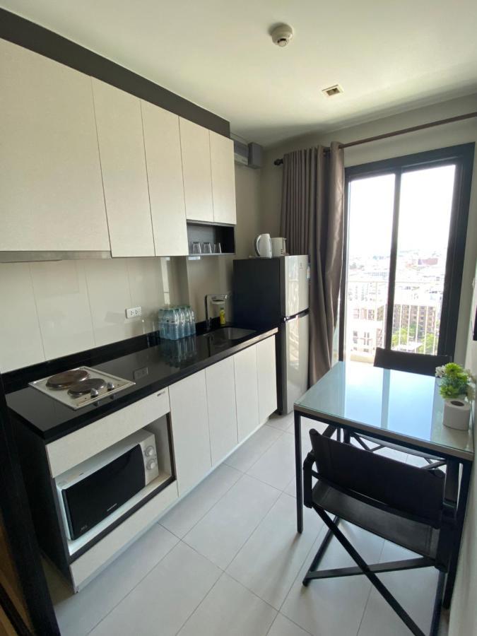 The Base In Pattaya Apartment Exterior foto