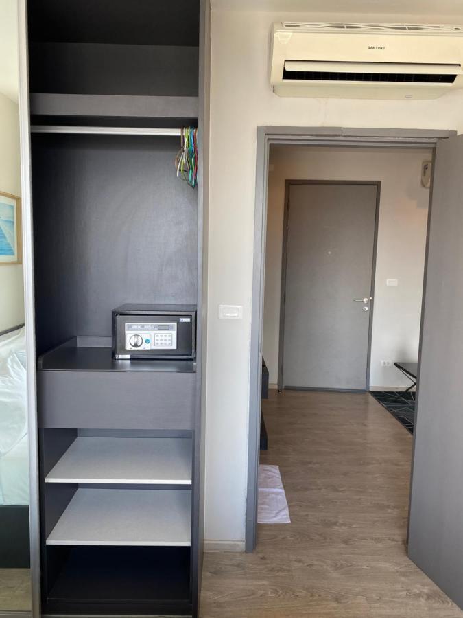 The Base In Pattaya Apartment Exterior foto