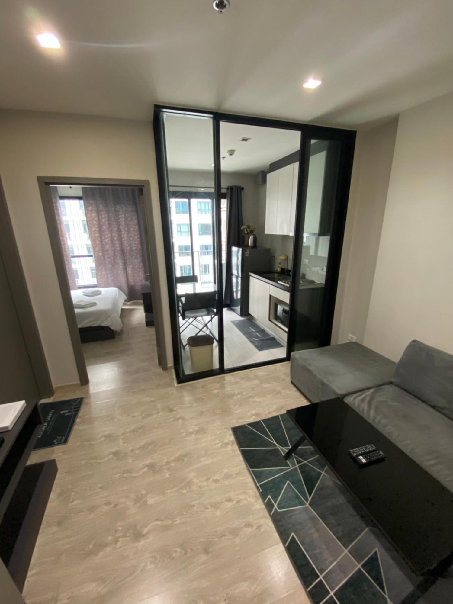 The Base In Pattaya Apartment Exterior foto