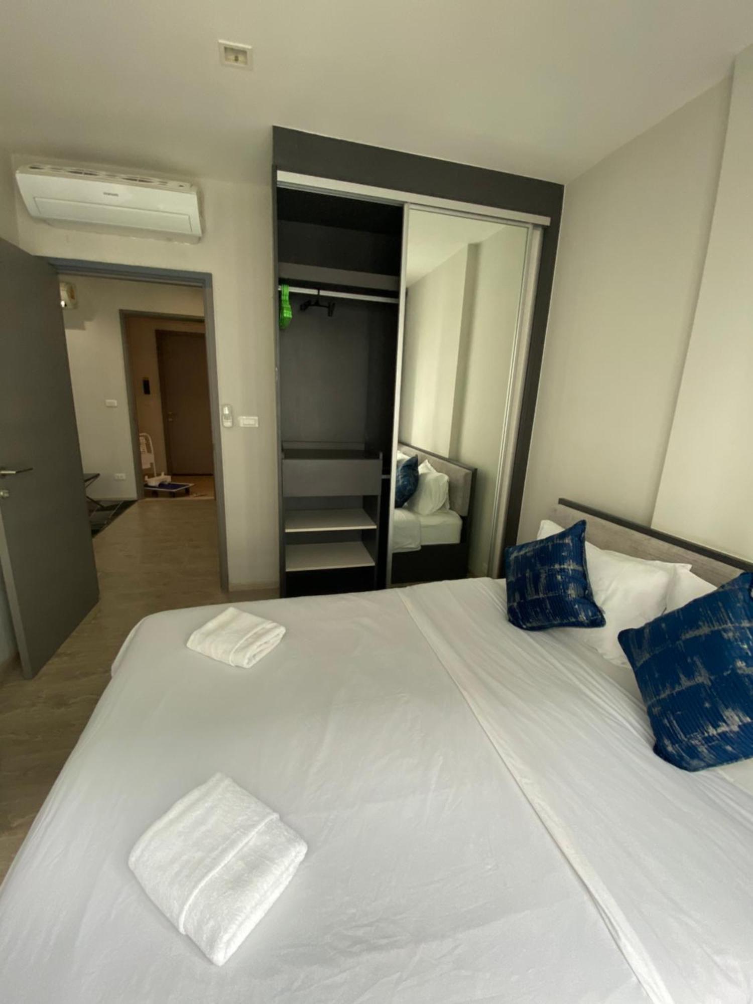 The Base In Pattaya Apartment Exterior foto